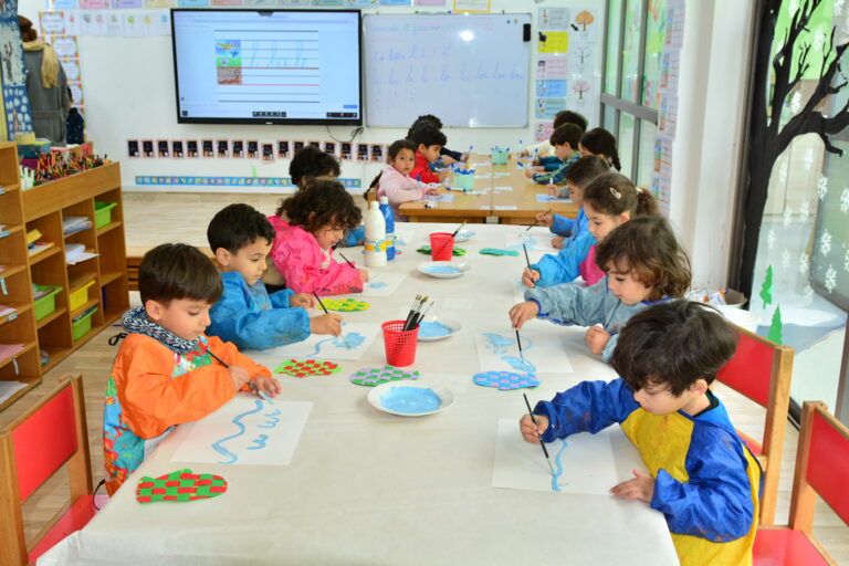 'établissement propose un enseignement trilingue